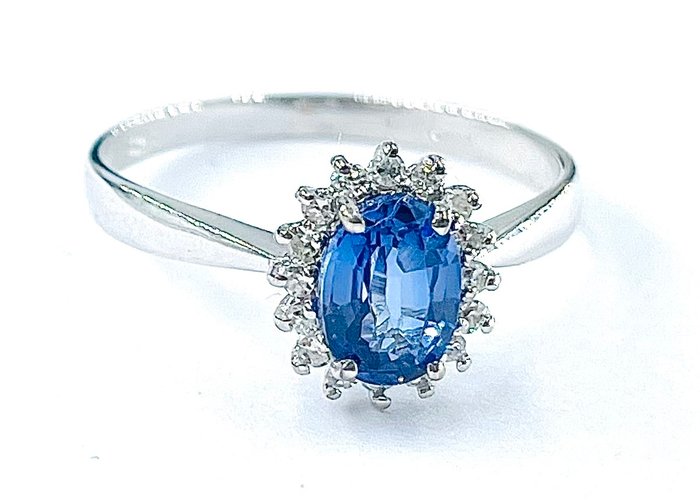 Ingen mindstepris - Ring - 18 kraat Hvidguld Safir - Diamant