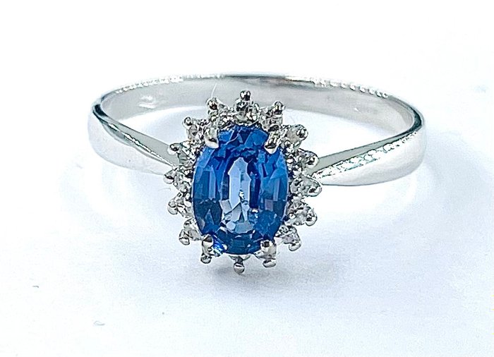 Ingen mindstepris - Ring - 18 kraat Hvidguld Safir - Diamant