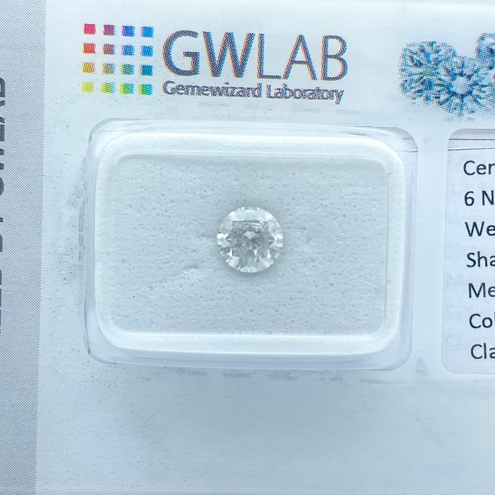 Ingen mindstepris - 1 pcs Diamant  (Natur)  - 0.55 ct - Rund - F - I1 - Gemewizard Gemological Laboratory (GWLab)