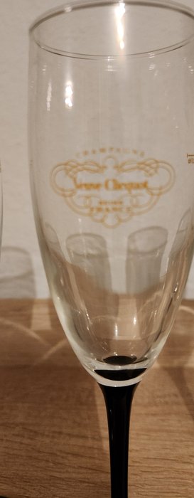 Veuve Cliquot - Krukke (7) - Krystal - Vintage champagne fløjter