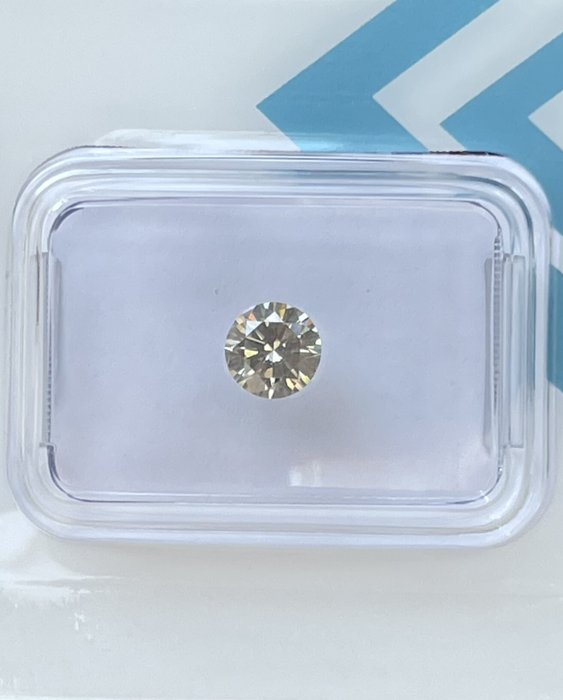 Ingen mindstepris - 1 pcs Diamant  (Naturfarvet)  - 052 ct - Rund - Fancy light Grå Grønlig Gul - SI1 - International Gemological Institute (IGI)