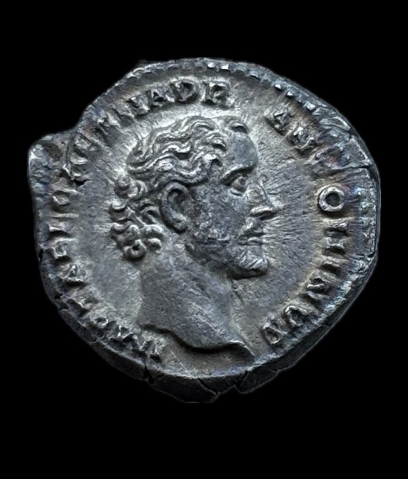 Romarriket. Antoninus Pius (138-161.. Denarius ★ RARE ★- Victoire