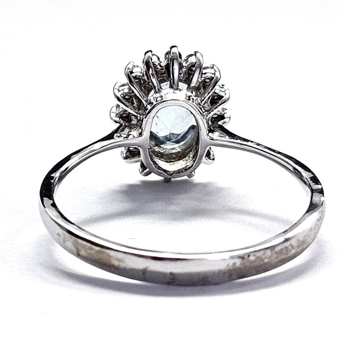 Ring - 18 kraat Hvidguld -  1.10ct. tw. Akvamarin - Diamant