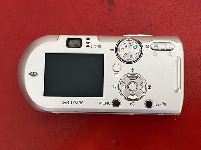 Sony DSC-P100 'Zeiss lens' #CCD [5.1MP] Digitalkamera