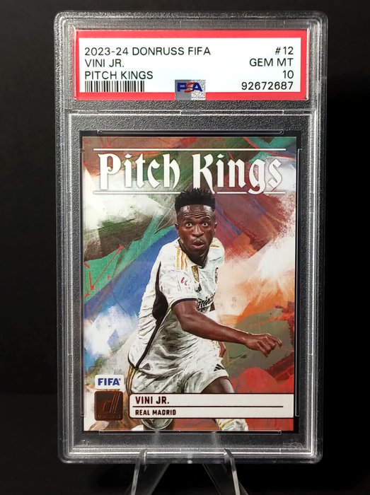 2023/24 Panini Donruss Fifa Lamine Yamal Pitch Kings PSA 10 Graded card