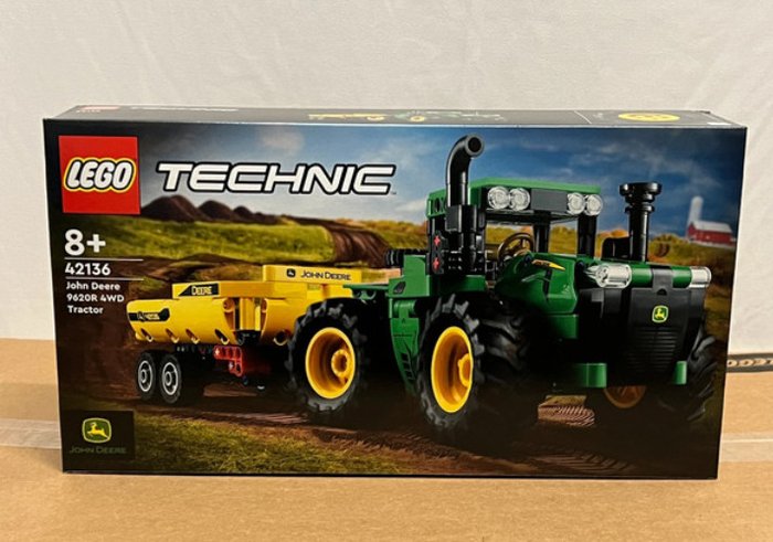 Lego - Technic - 42136 - John Deere 9620r 4wd - FREE SHIPPING