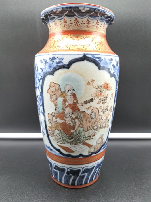 Vase - Porcelæn - Japan