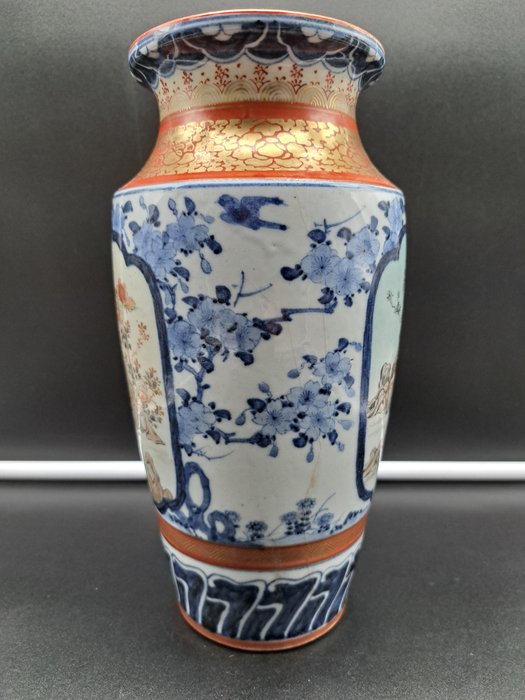 Vase - Porcelæn - Japan