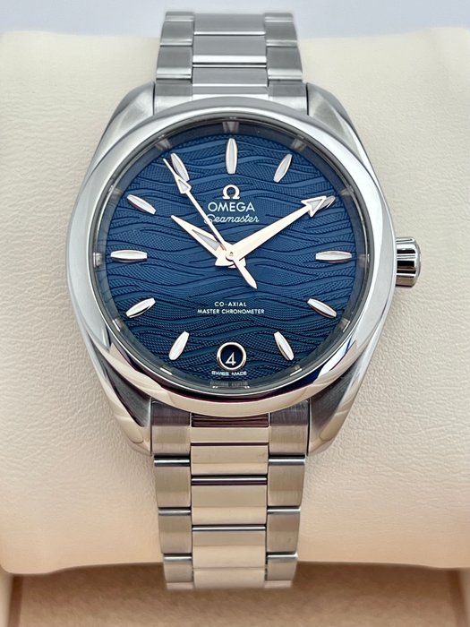 Omega - Seamaster Aqua Terra 150M CO-Axsial Master Chronometer Blue Wavy dial Automatic - 220.10.34.20.03.001 - Kvinder - 2011-nu