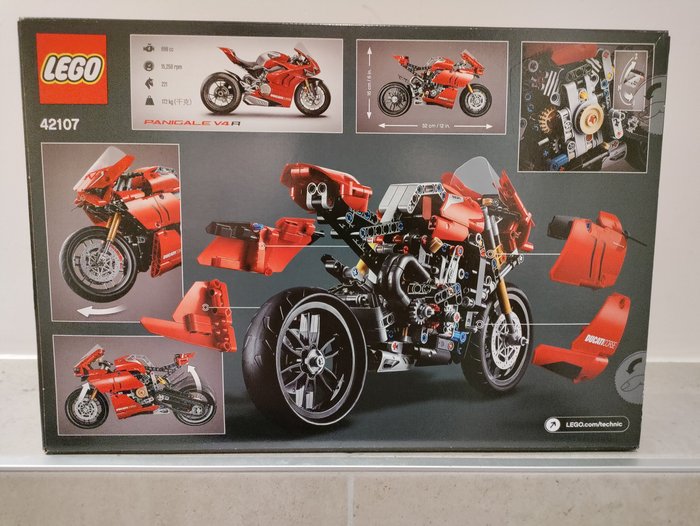 Lego - Technic - 42107 - Ducati Panigale V4 R - 2020+