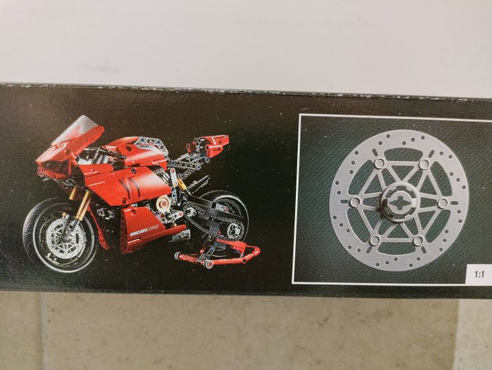 Lego - Technic - 42107 - Ducati Panigale V4 R - 2020+