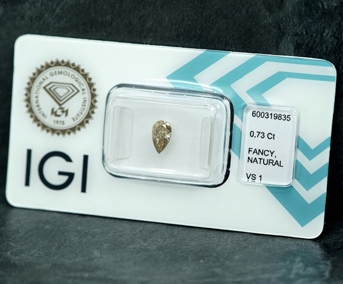 1 pcs Diamant  (Naturfarvet)  - 0.73 ct - Pære - Fancy Gullig Brun - VS1 - International Gemological Institute (IGI)