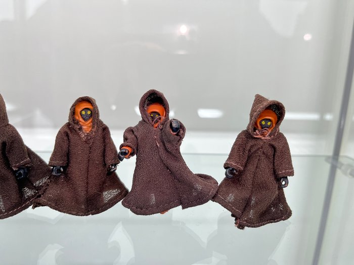 Kenner  - Legetøjsfigur Star Wars Vintage Kenner Jawa with original cloak - 1970-1980