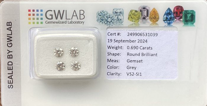 Ingen mindstepris - 4 pcs Diamant  (Natur)  - 0.69 ct - Rund - SI1, VS2 - Gemewizard Gemological Laboratory (GWLab) - Grå