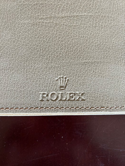 Rolex - Authentic Vintage Rolex Display Case – A Timeless Piece of Jewelry History