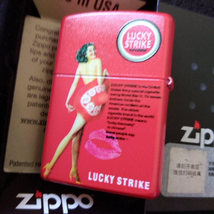 Zippo - Ltd. Japanese Edition - neu - Lucky Pin Up Girl - sexy - Lommelighter - Stål (rustfrit)