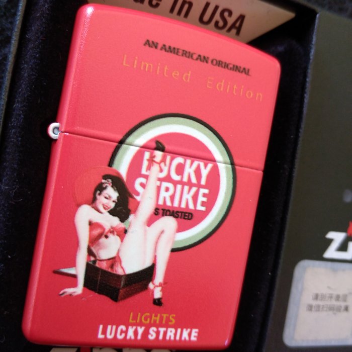 Zippo - Ltd. Japanese Edition - neu - Lucky Pin Up Girl - sexy - Lommelighter - Stål (rustfrit)