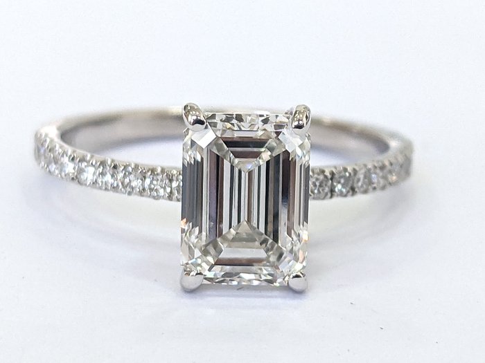 Ingen mindstepris - Ring - 14 karat Hvidguld -  1.88ct. tw. Diamant (Laboratoriedyrket) - Diamant - E VVS2 IGI