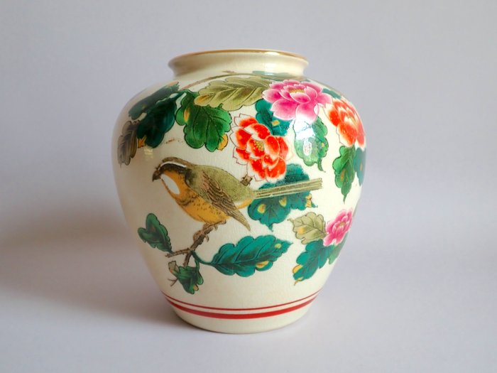 Kutani ware vase-levende blomstermønstre og en fugl - Japan - 2000-