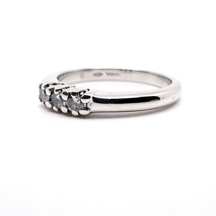 Ring - 18 kraat Hvidguld -  0.15ct. tw. Diamant (Natur)