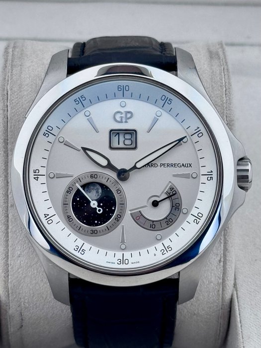 Girard-Perregaux - Traveller Moonphase Big Date Power Reserve Automatic - - 49650 - Mænd - 2011-nu