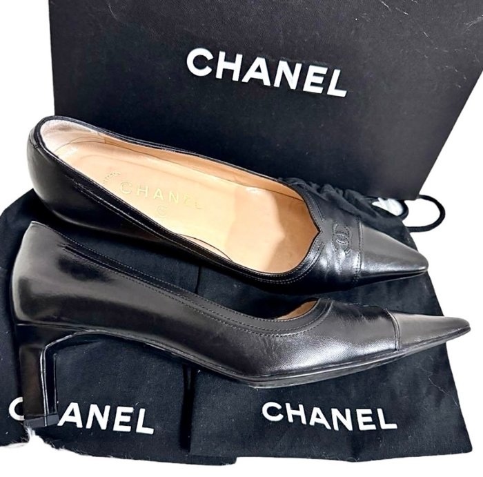 Chanel - Sko med hæle - Størelse: Shoes / EU 37