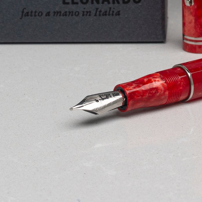 Leonardo Officina Italiana - Furore Rosso - silver plated finish - Fyldepen