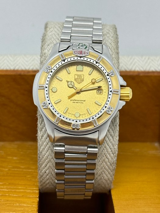 TAG Heuer - 4000 Professional 200 Meters - Ingen mindstepris - Ref995408 Cal290 - Kvinder - 1980-1989