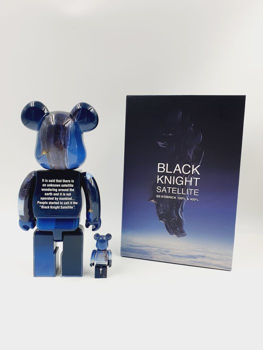 Nasa x Medicom Toy Be@rbrick - Be@rbrick Black Knight Satellite 400% 100% Bearbrick 2021