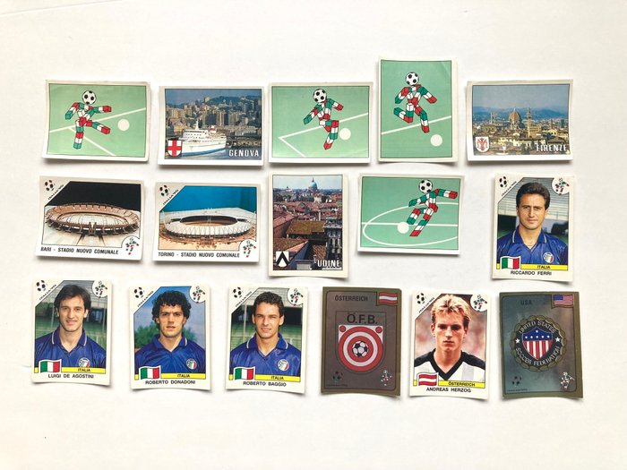 Panini - World Cup Italia 90 - Including 6 emblems - 81 Loose stickers