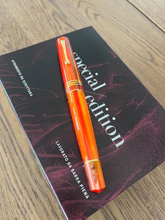 Leonardo Officina Italiana - MZG Mango - Titanium nib - Fyldepen