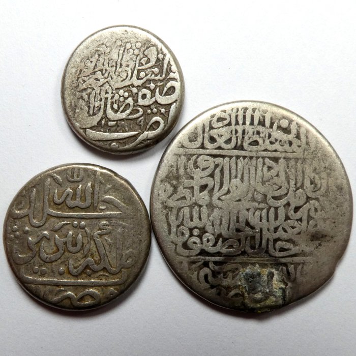 ISLAMISK. Safavid-, Afsharid- og Qajar-dynastier. Lot of 3 Silver Coins Mashhad, Tabriz, Isfahan mints  (Ingen mindstepris)