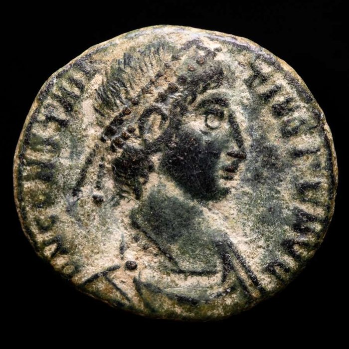 Romarriket. Constantius II (AD 337-361). Follis from Arles mint, 348-350 A.D.  FEL TEMP REPARATIO  (Ingen mindstepris)