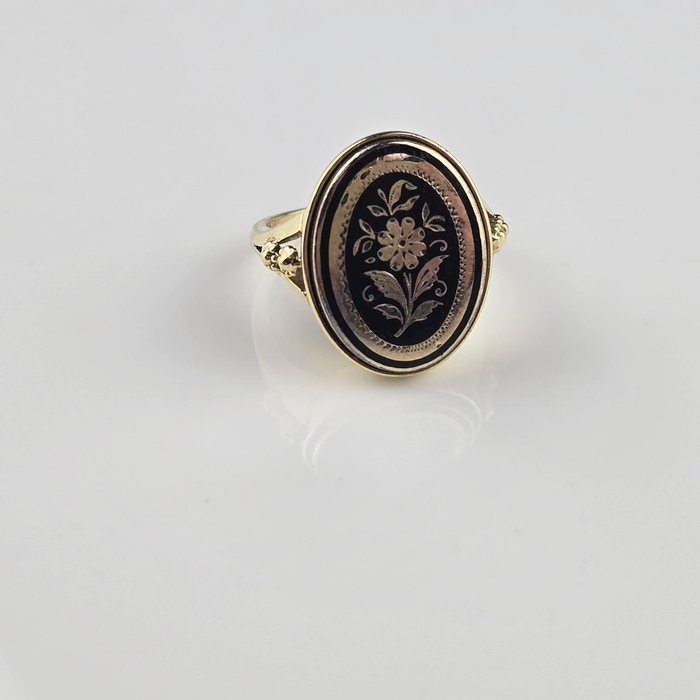 Ring - 14 karat Gulguld - Guldring i Biedermeier stil