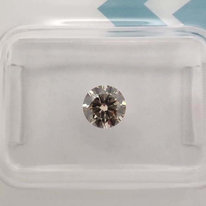 Ingen mindstepris - 1 pcs Diamant  (Naturfarvet)  - 0.60 ct - Rund - Fancy vivid Brun - SI2 - International Gemological Institute (IGI)