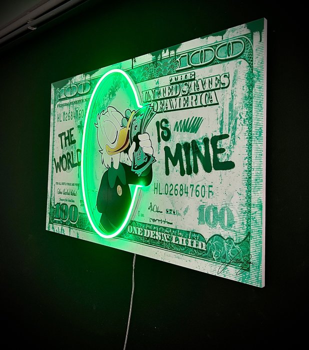 LEDMansion (1995) - Paperoni Dollar Led Wall Art