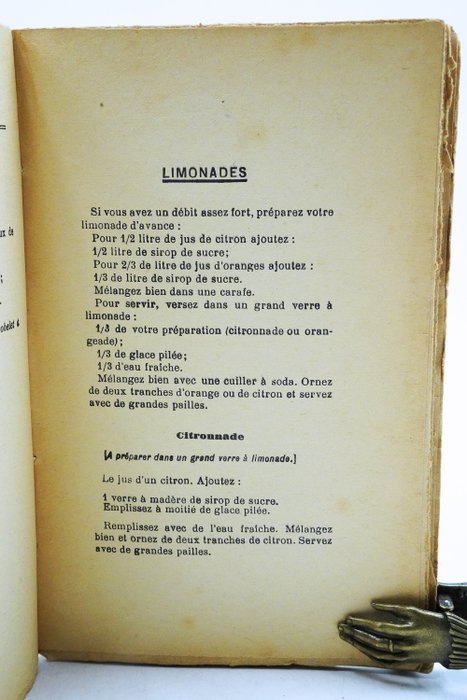 N. Larsen - 156 Recettes de Boissons Américaines simples et faciles à préparer chez soi - 1932