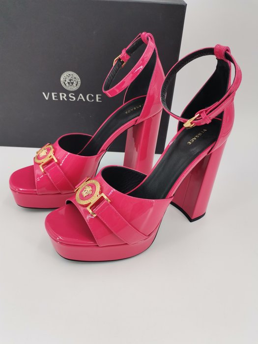 Versace - Pumps - Størelse: Shoes / EU 39