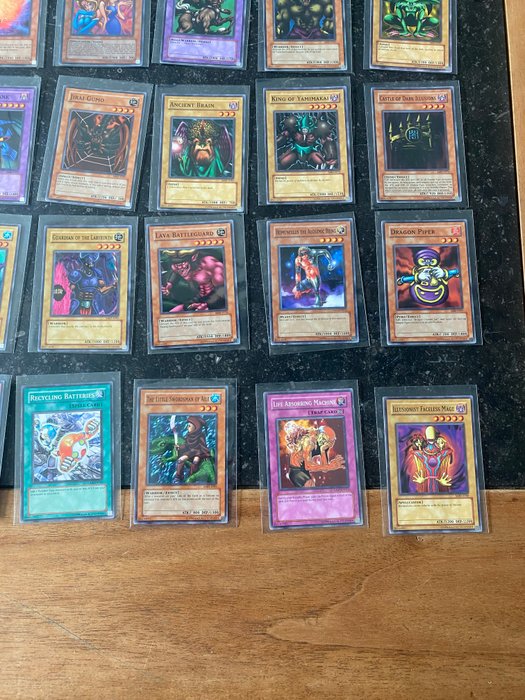 Konami - 55 Card - Yu-Gi-Oh!