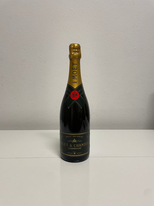 1988 Moët  Chandon Imperial Millesimé - Champagne Brut - 1 Flaske (075L)