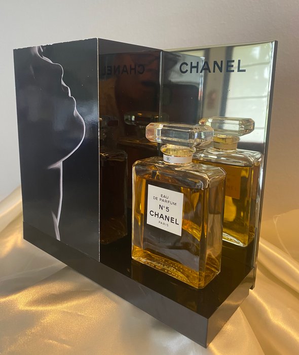 Chanel - Bordspejl (2)  - Glas, perspect - Chanel: elegant spejl