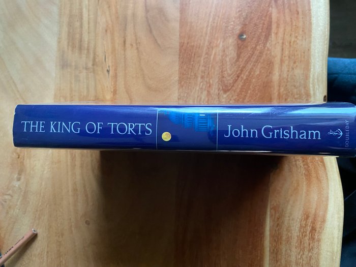 Signed John Grisham - The King of Torts - 2003