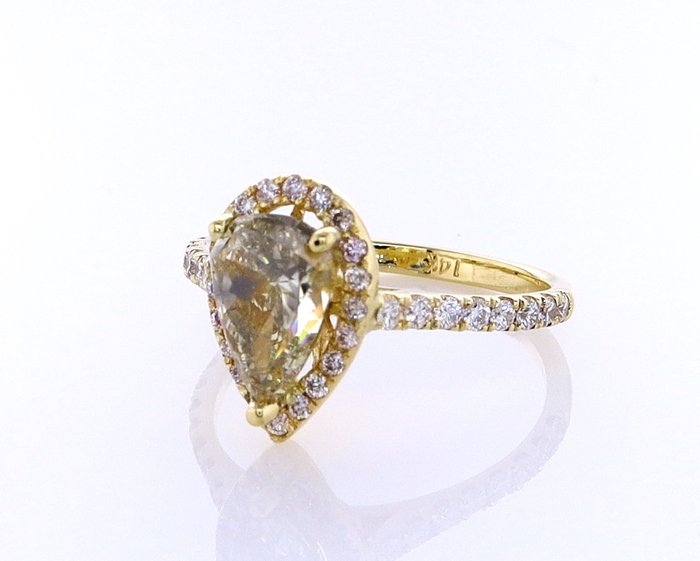 Ring - 14 karat Gulguld -  2.10ct. tw. Diamant (Naturfarvet) - Diamant