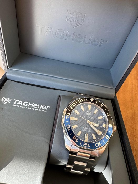 TAG Heuer - TAG Heuer Aquaracer 300M Calibre 7 GMT "Batman" - WAY201T.BA0927 - Mænd - 2010-2020