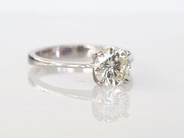 Forlovelsesring - 18 kraat Hvidguld -  0.82ct. tw. Diamant (Natur)