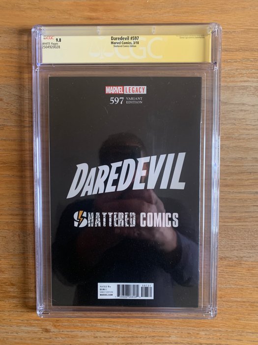 Daredevil - #597 Signed by Frank Miller!! Shattered Edition - 1 Graded comic - 2018 - CGC 9.8