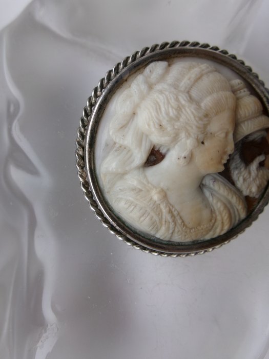 Ingen mindstepris - Broche Sølv, Cameo