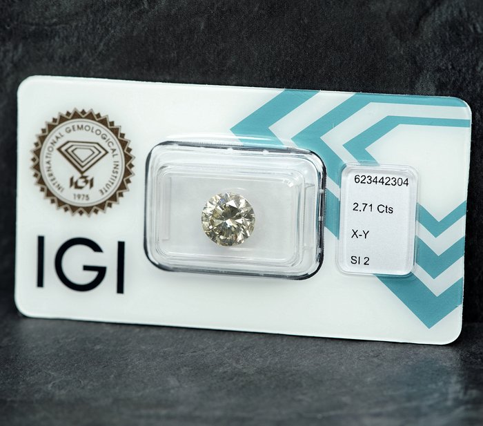 1 pcs Diamant  (Naturfarvet)  - 2.71 ct - Light Grålig Gul - SI2 - International Gemological Institute (IGI)