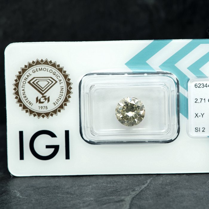 1 pcs Diamant  (Naturfarvet)  - 2.71 ct - Light Grålig Gul - SI2 - International Gemological Institute (IGI)