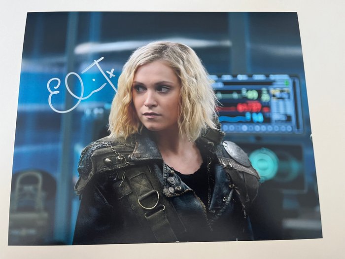 The 100 TV Serie Cast Eliza Taylor, Marie Avgeropoulos, Paige Turco and Tasya Teles Autographe - Eliza Taylor, Marie Avgeropoulos, Paige Turco and Tasya Teles